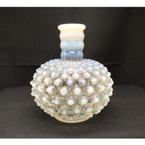 Vintage Fenton White Opalescent Hobnail Bud Small Vase 5"